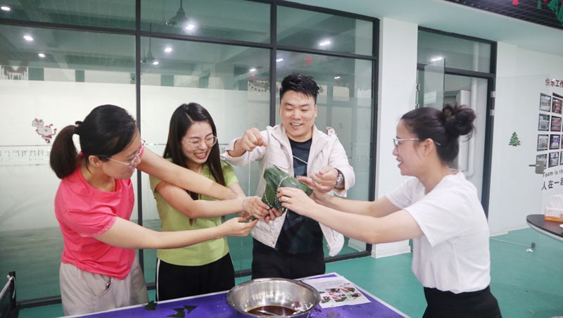 品粽香滋味，繪多彩生活 | 寶開舉辦“包粽子 · 繪彩蛋 · 迎端午”主題活動