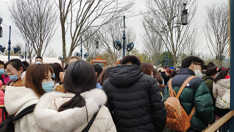 Happy Women’s Day | 歡度三八節(jié)，我們相約上海迪士尼樂園