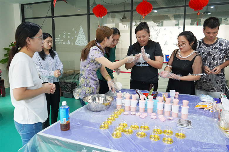 月圓中秋 · 集體慶生 | 溫馨九月，迎佳節(jié)，賀生辰，共團(tuán)圓！
